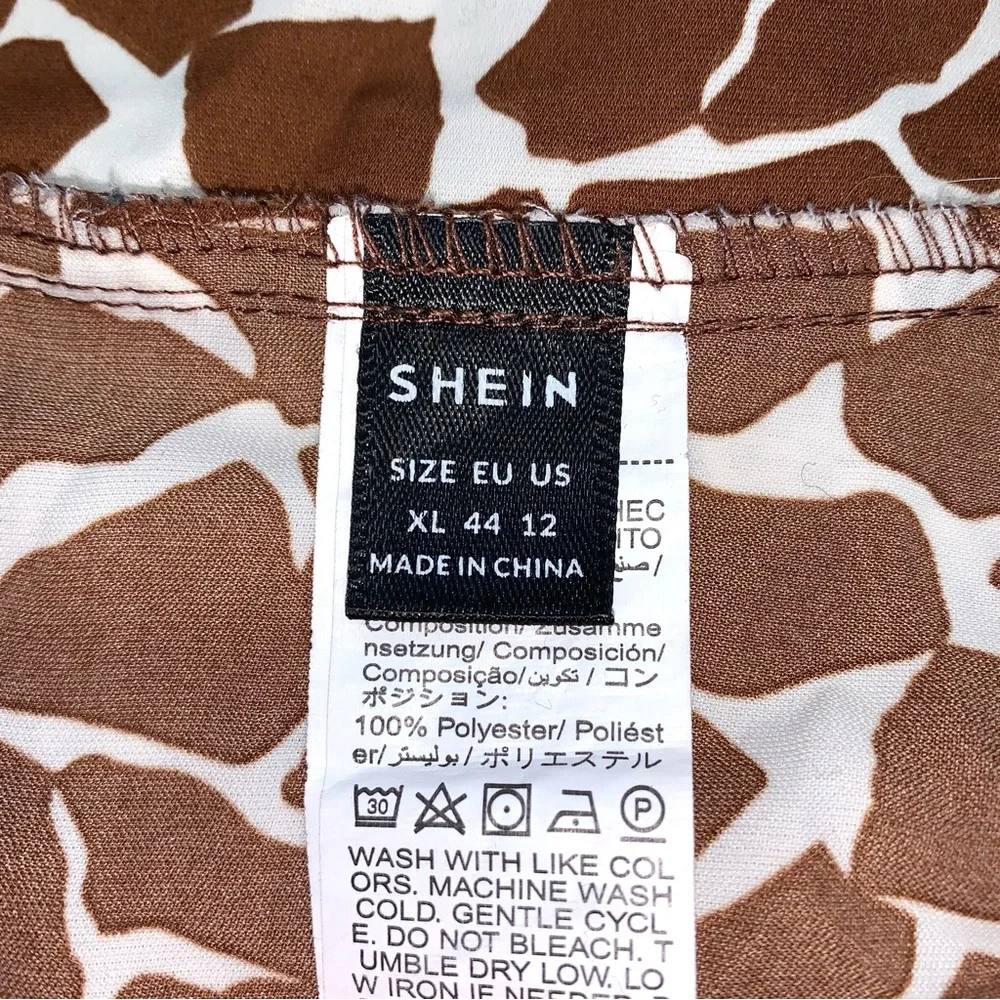 Giraffe Print Midi Skirt Animal Silky Size 12 XL Slit Statement Spring Office
